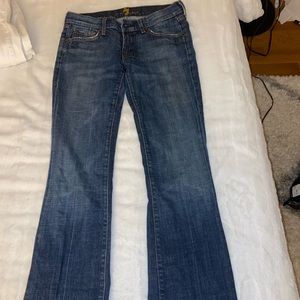 Womens seven jeans size 27